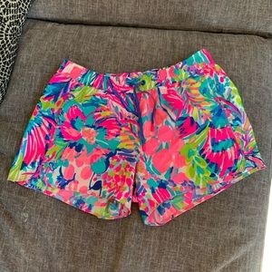 Lilly Pulitzer 4” Short in Multi Gumbo Limbo